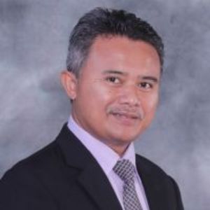 Profesor Madya Dr. Samsur bin Mohamad